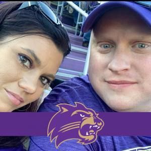 Meet your Posher, Evan